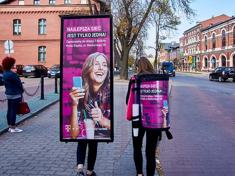 Akcja promocyjna z WalkThermosem i WalkBoardem dla salonu T-Mobile w Trzebnicy